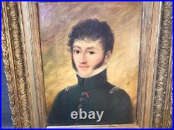 Ancien tableau peinture sur toile portrait militaire officier cadre platre doré