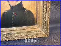 Ancien tableau peinture sur toile portrait militaire officier cadre platre doré