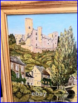 Tableau à l'Huile sur Toile Signé Mayordomo Cadre Doré Village Belcastel