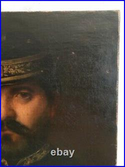 Vieux Tableau d'un portrait de gradé ou d'un soldat, huile sur toile